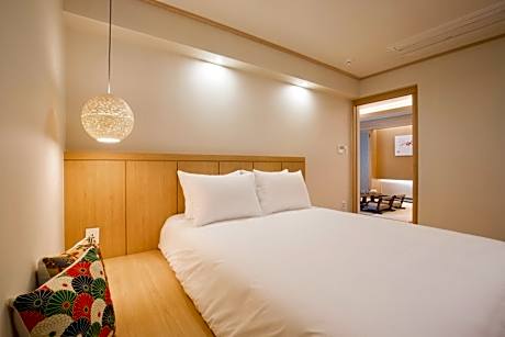 Japanese-Style Double Room with Bath