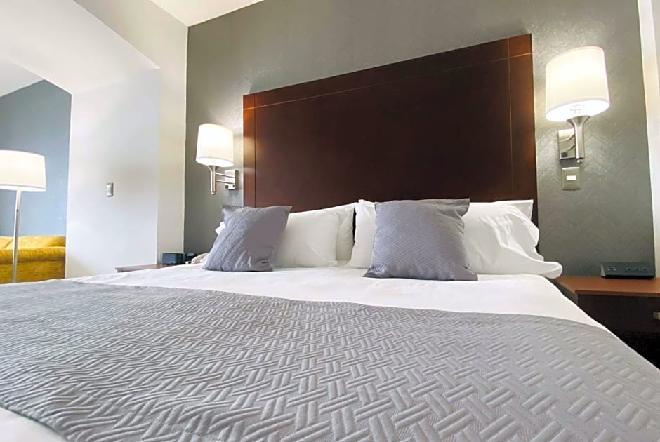 La Quinta by Wyndham Reynosa