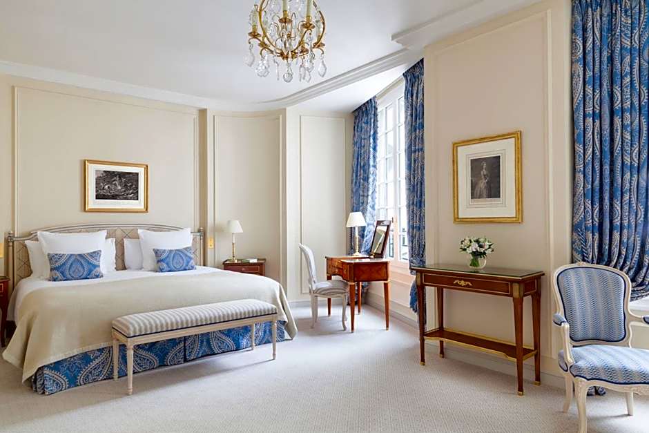 Le Bristol Paris, Oetker Hotels