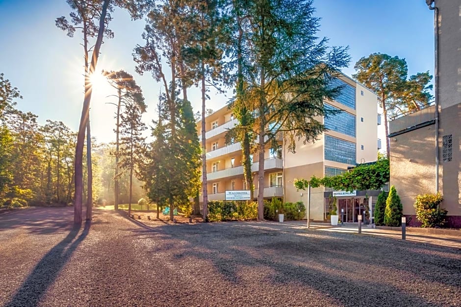 Waldhotel