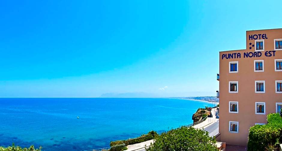 Hotel Punta Nord Est