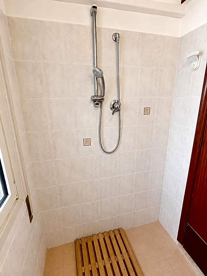 Big Apartment with 3 rooms