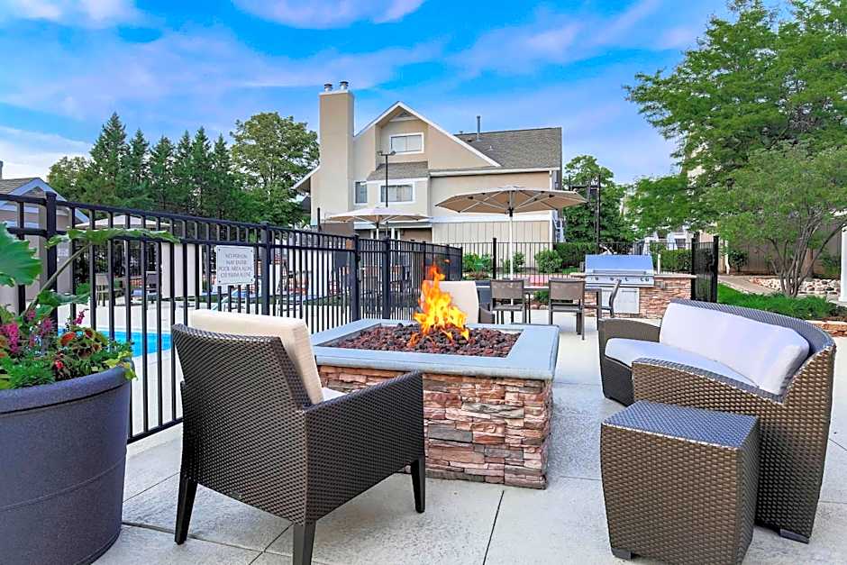 Residence Inn by Marriott Chicago Deerfield