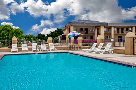 Days Inn by Wyndham Ruston LA