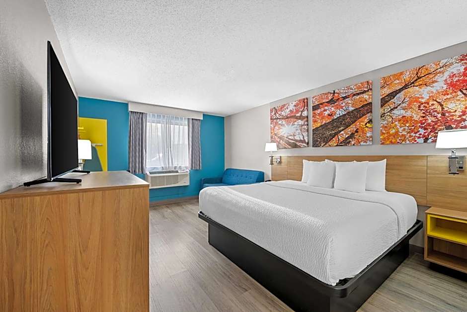 Days Inn by Wyndham Brunswick Bath Area