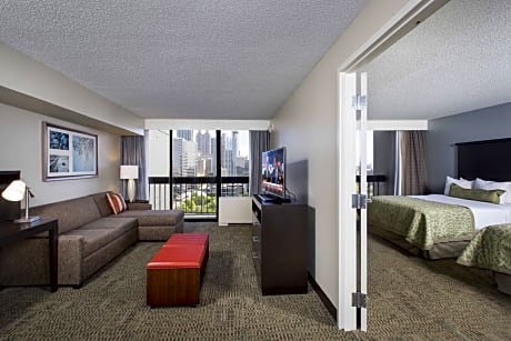 One-Bedroom Suite -Non-Smoking
