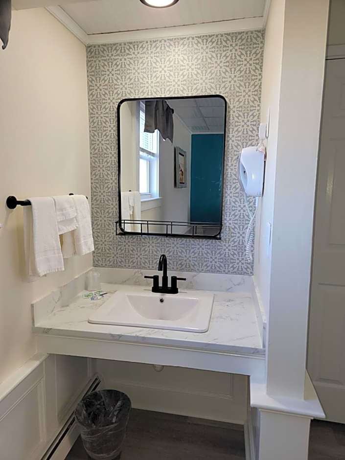 The Crest - Hampton Beach