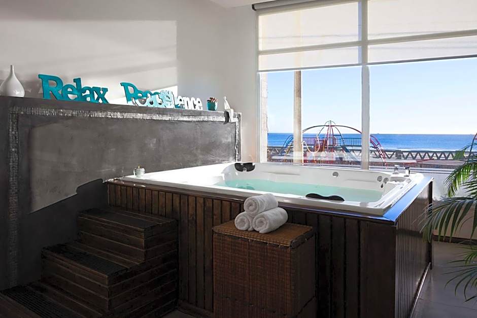 Dazzler by Wyndham Puerto Madryn