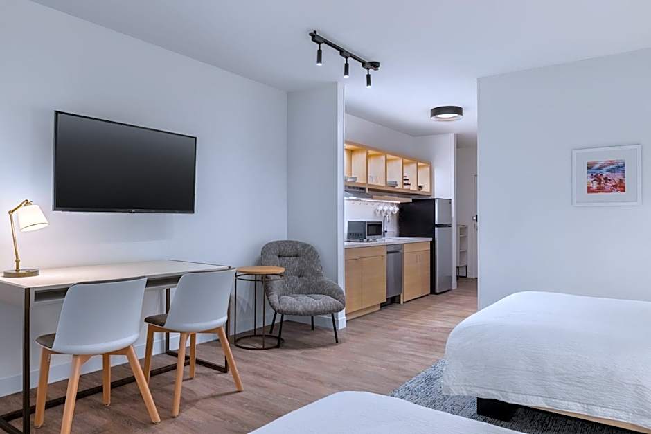 TownePlace Suites Geneva at SPIRE Academy