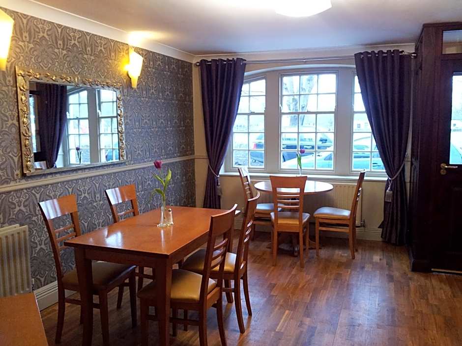 Blarney Castle Hotel