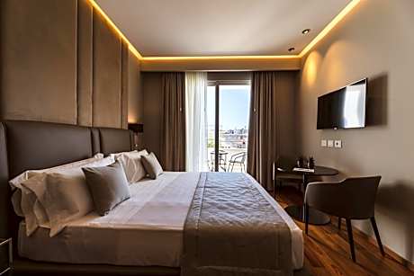 Deluxe Double Room with Bath