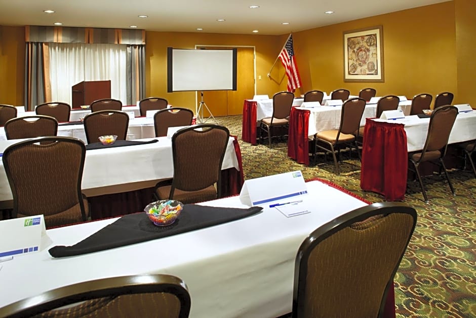 Holiday Inn Express Hotel & Suites Scottsdale - Old Town
