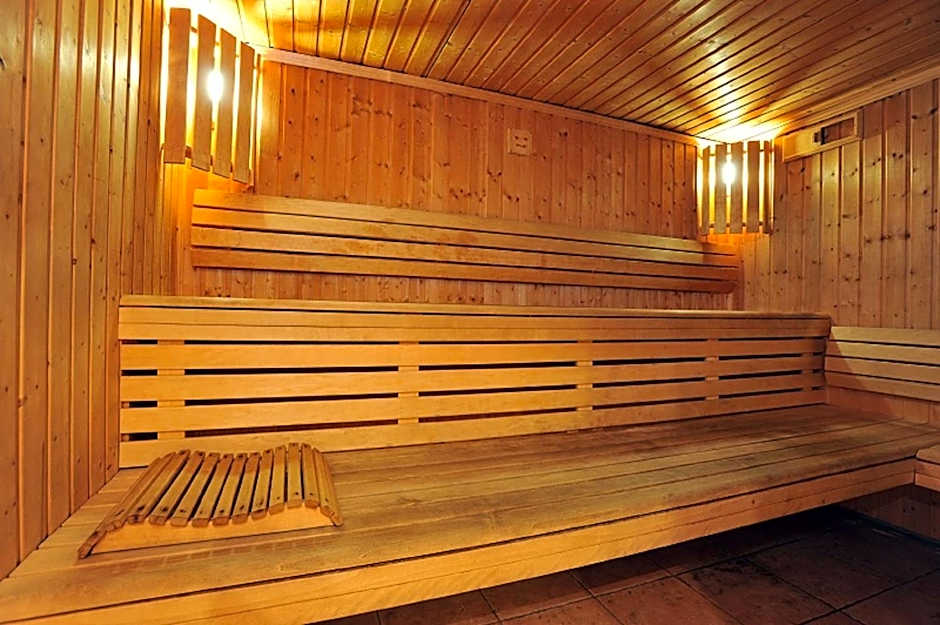 Hotel Brise de Mer - Piscine intérieure & extérieure