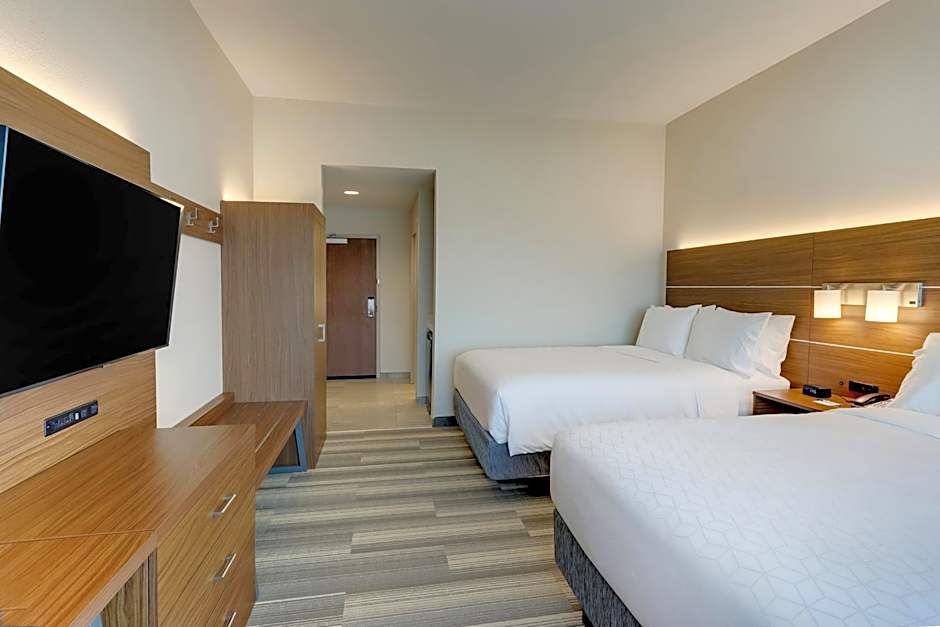 Holiday Inn Express Wilmington - Porters Neck By IHG