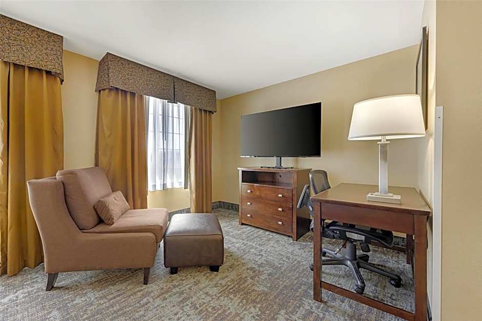 Best Western Plus Prairie Inn