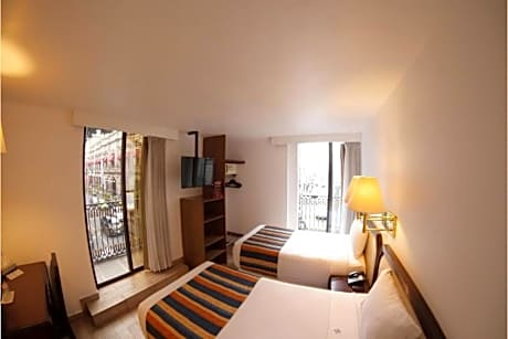 Standard Two Single Beds With View