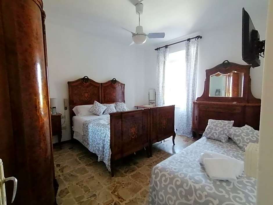 HOTEL FIORE & Fiocchi