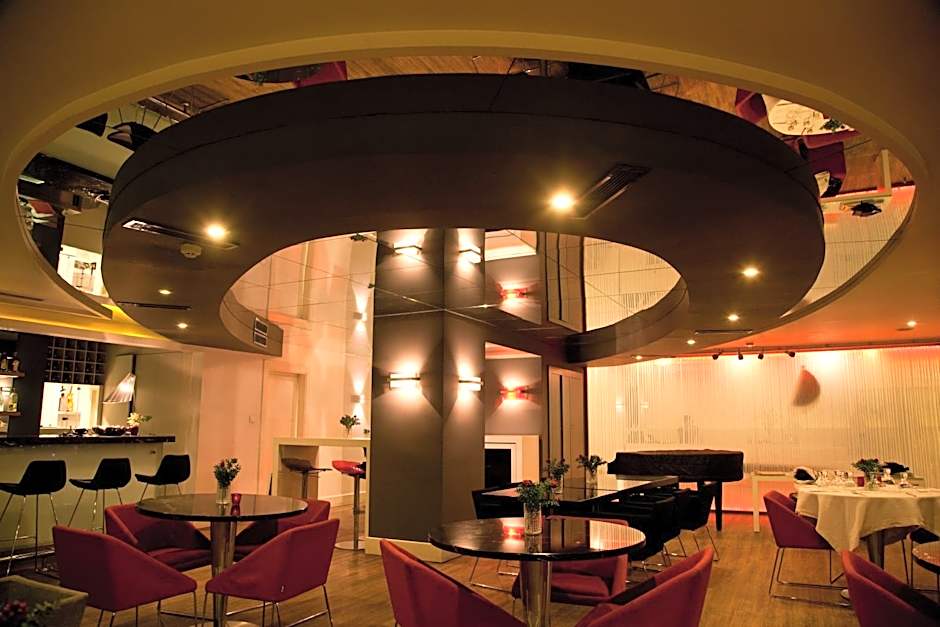 Hotel Samm Bistro Spa
