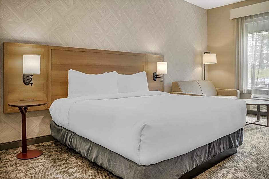 Best Western Plus Bridgewater Hotel & Convention Centre