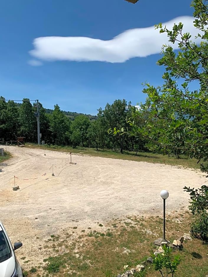 Terrae Eremis: Ristorante, Bar, B&B