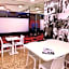Red Carpet rooms