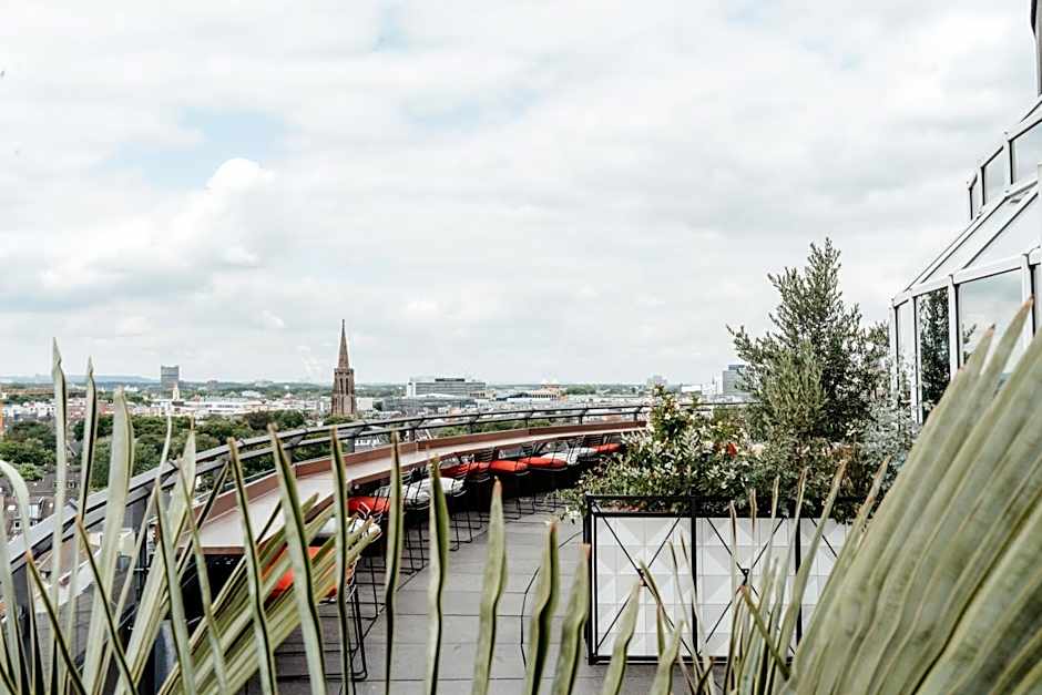 Wasserturm Hotel Cologne, Curio Collection by Hilton