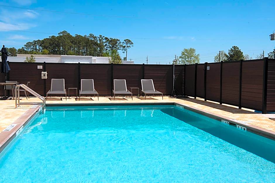 Courtyard by Marriott Lake City