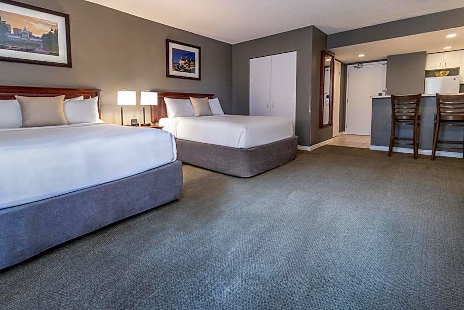 Hotel Faubourg Montreal Centre Ville Downtown 183492