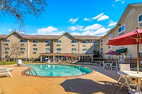 MainStay Suites Columbus near Fort Benning