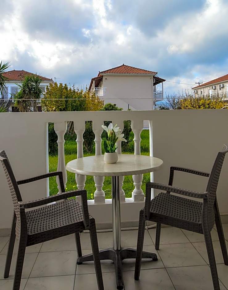 Hotel Tassia for families & couples