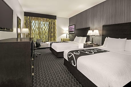 1 King Bed Executive Mobility Accessible Room Non-Smoking