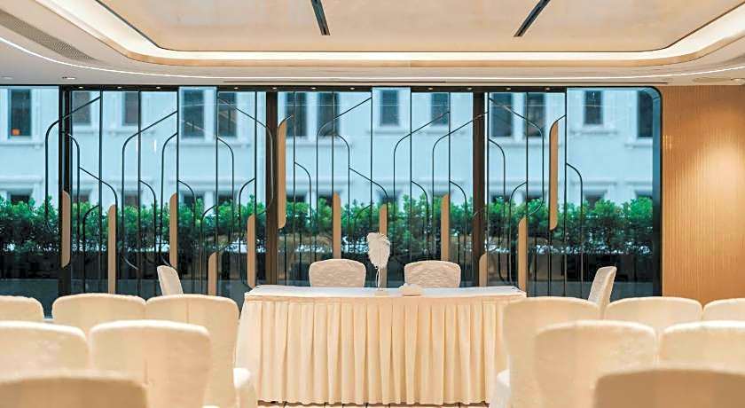 Sheraton Hong Kong Hotel & Towers