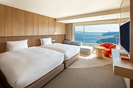 Hollywood Twin Room with View Bath Onsen