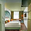 Hotel The Weekend