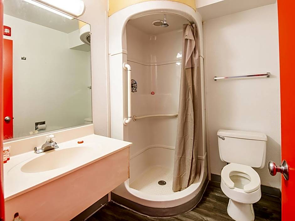 Regency Inn Tulsa
