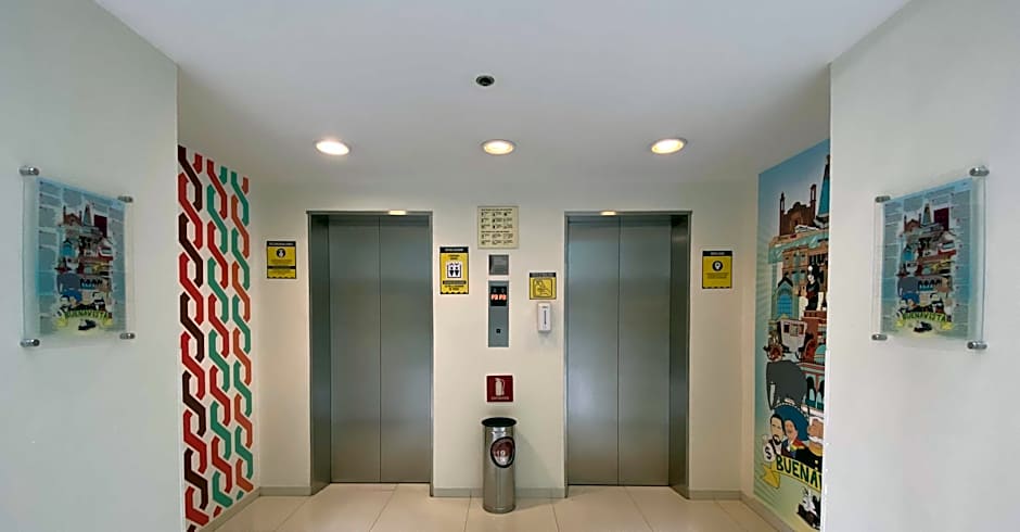 Hotel MX Forum Buenavista