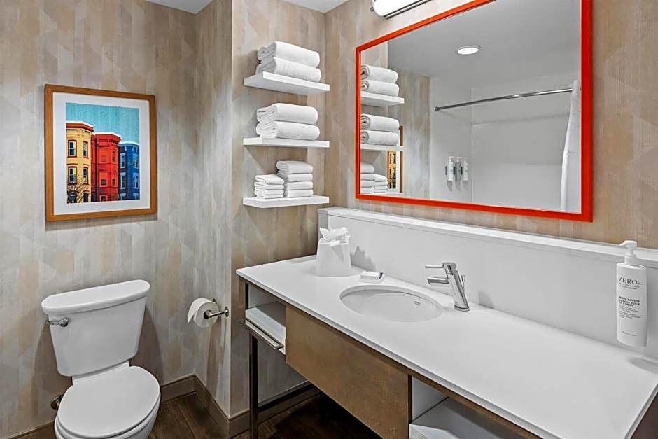 Hampton Inn By Hilton & Suites Glenarden/Washington DC