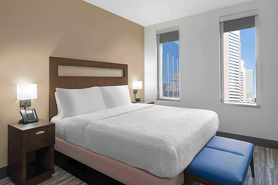 Hampton Inn By Hilton & Suites Denver Downtown Convention Center