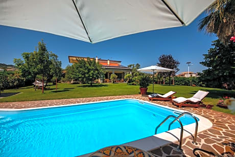 Villa Tigli Luxury B&B