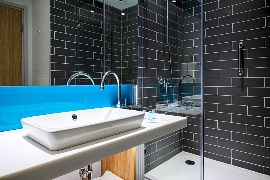 Holiday Inn Express Almaty By IHG