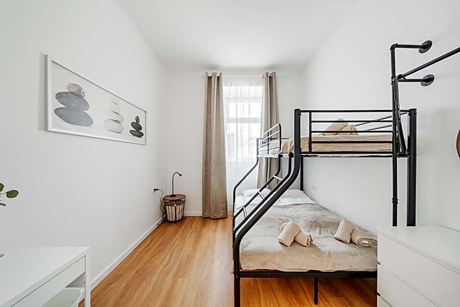 Modern Central City Rooms