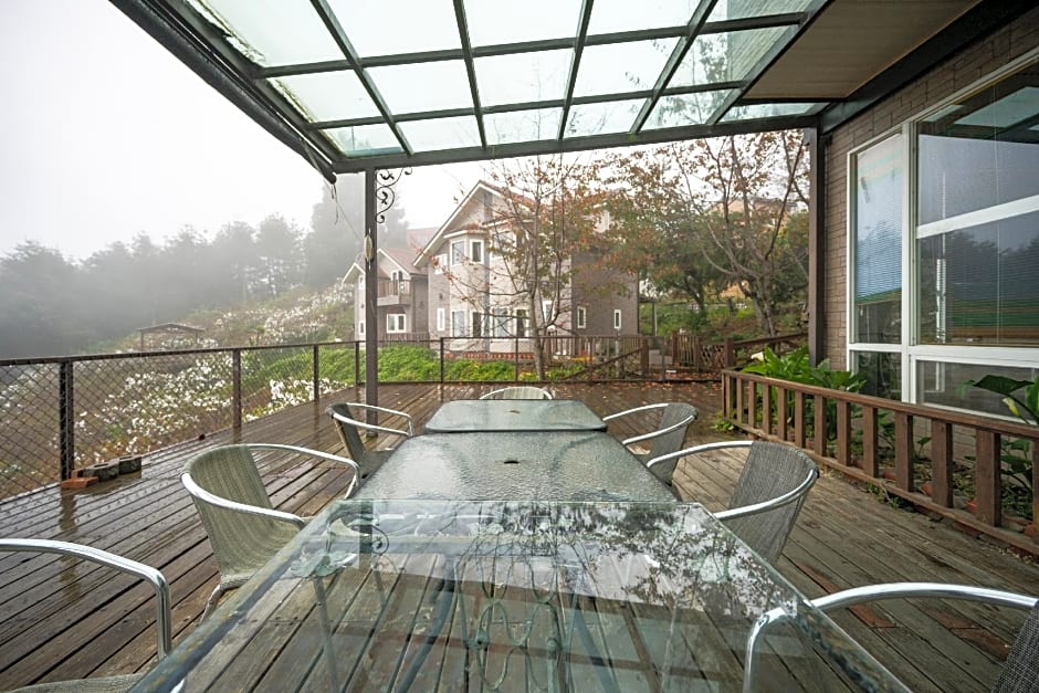 Chingjing New Paradise Bed and Breakfast