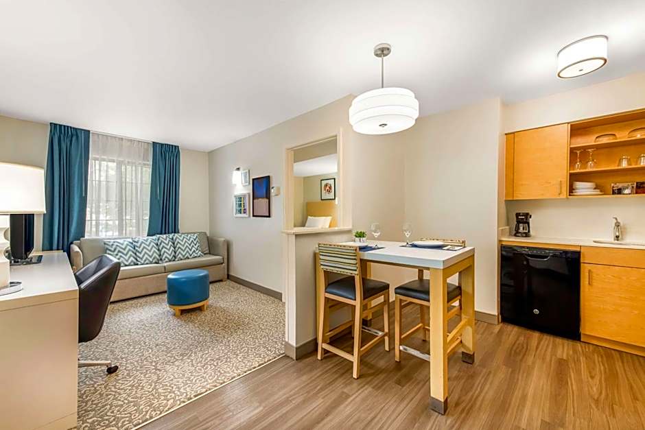 Sonesta ES Suites Charlotte Arrowood