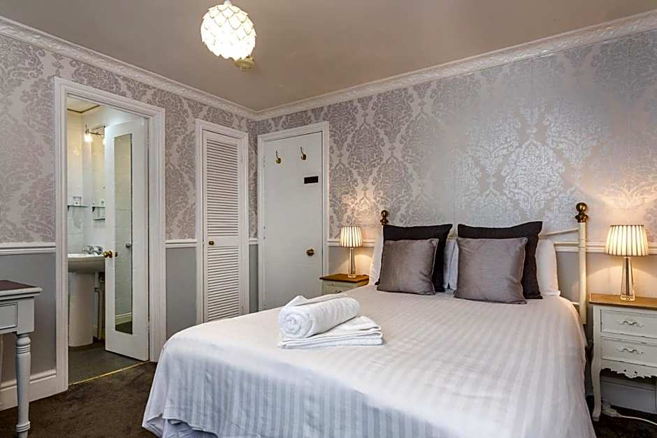 Lincoln House Private Hotel