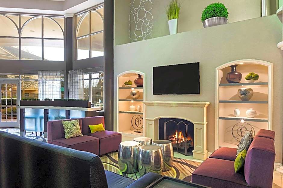 La Quinta Inn & Suites by Wyndham Macon