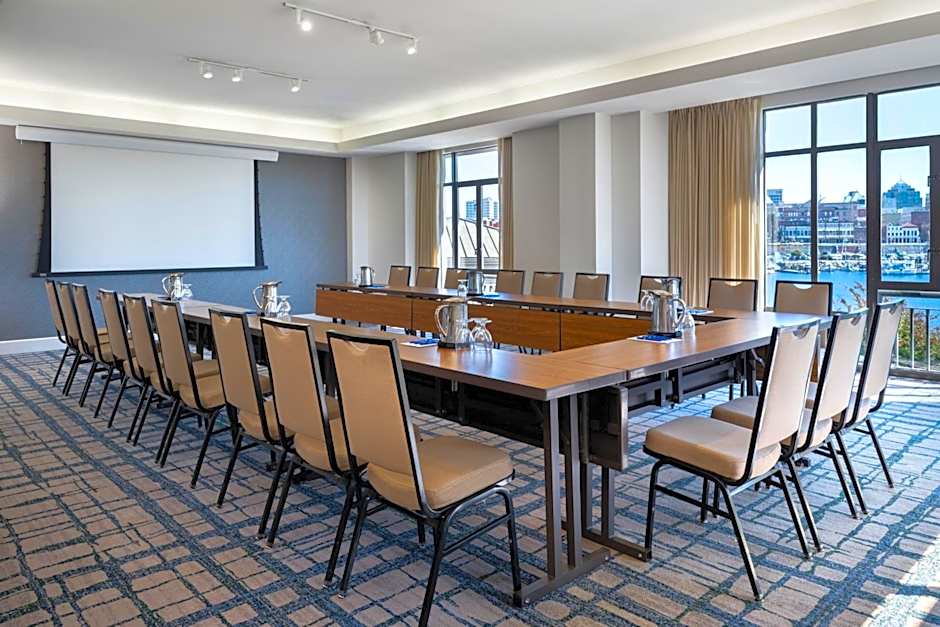 Delta Hotels by Marriott Victoria Ocean Pointe Resort