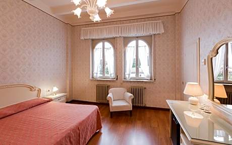 Superior Double Room with Garden View