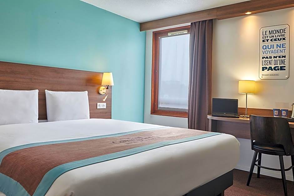 Kyriad Lille - Mons en Baroeul