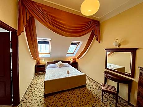 President Suite for 2 People