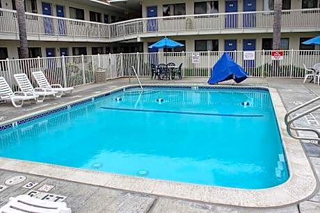 Motel 6 Pismo Beach